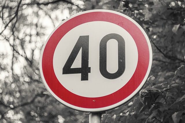 driving 40 safety speed sign