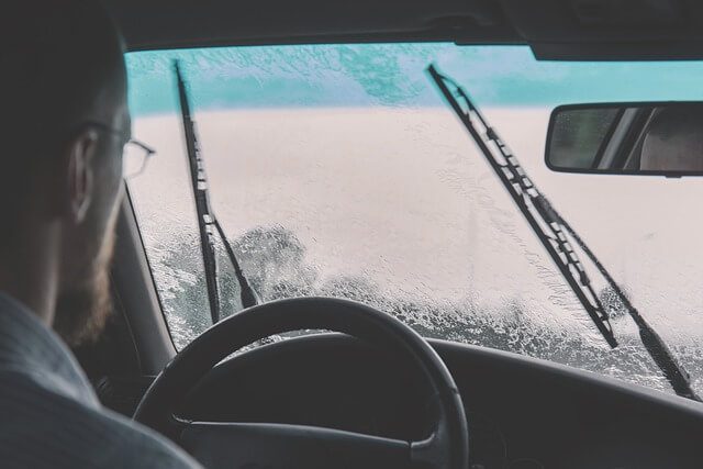 car wiper blades in winter