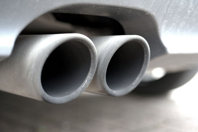 car twin exhaust
